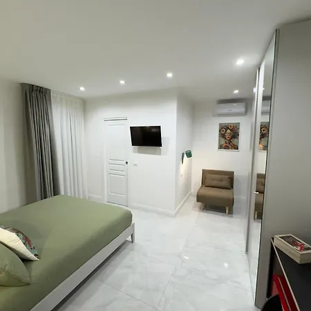 Carafa Πανσιόν 4*