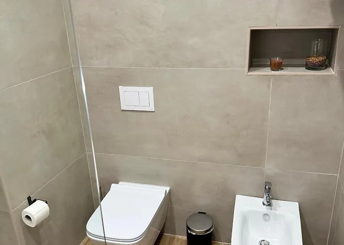 Carafa بيت ضيافة نابولي