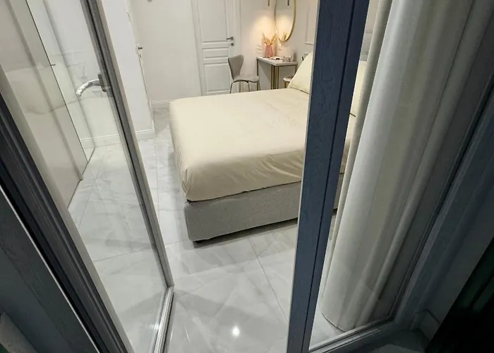 Carafa 4* نابولي